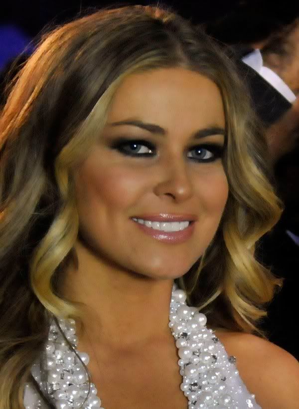 http://celebthumbs.blogspot.com/2010/01/carmen-electra-hosts-foxs-billboards.html