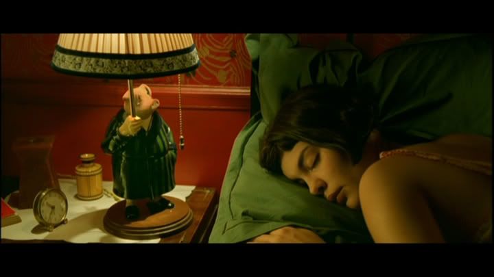 http://i721.photobucket.com/albums/ww212/r2ige/Amelie_252.jpg?t=1267713867