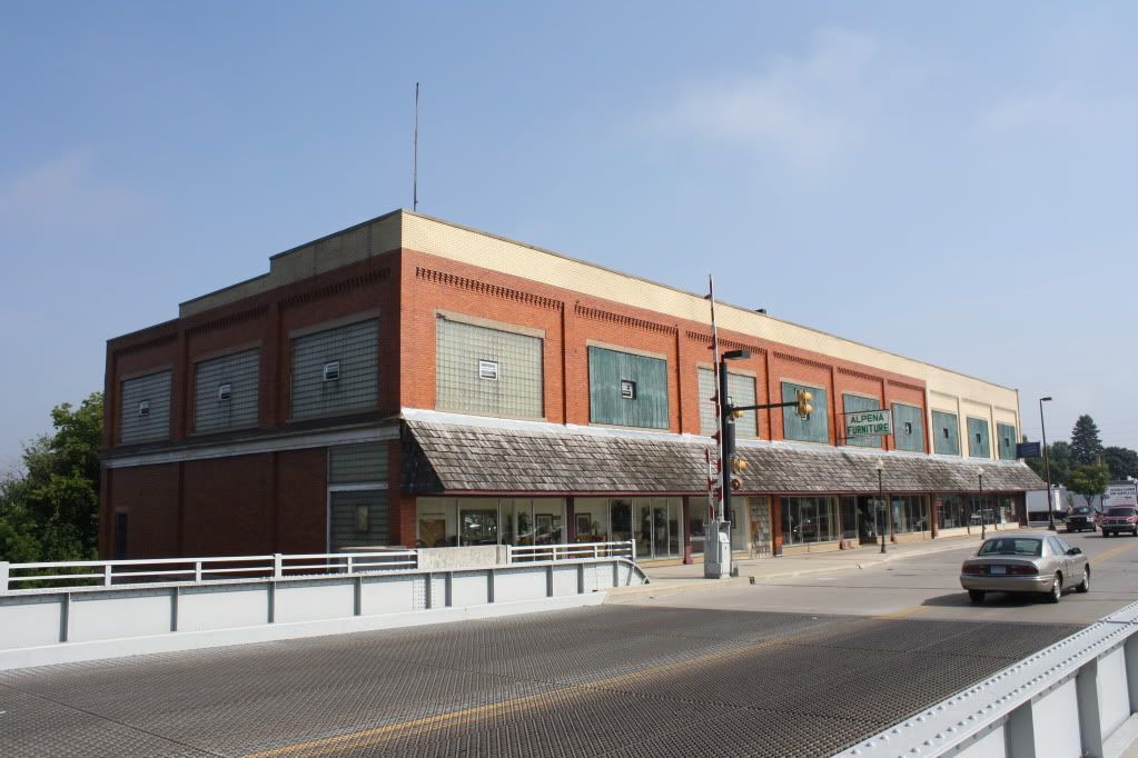 651.jpg